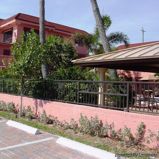 Away Inn Lauderdale-by-the-Sea Ngoại thất bức ảnh