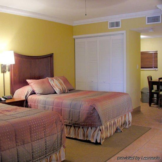 Away Inn Lauderdale-by-the-Sea Phòng bức ảnh