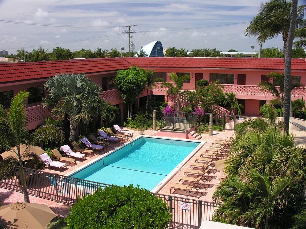 Away Inn Lauderdale-by-the-Sea Ngoại thất bức ảnh