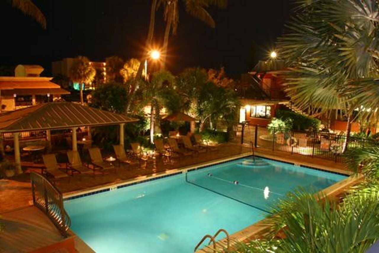 Away Inn Lauderdale-by-the-Sea Ngoại thất bức ảnh